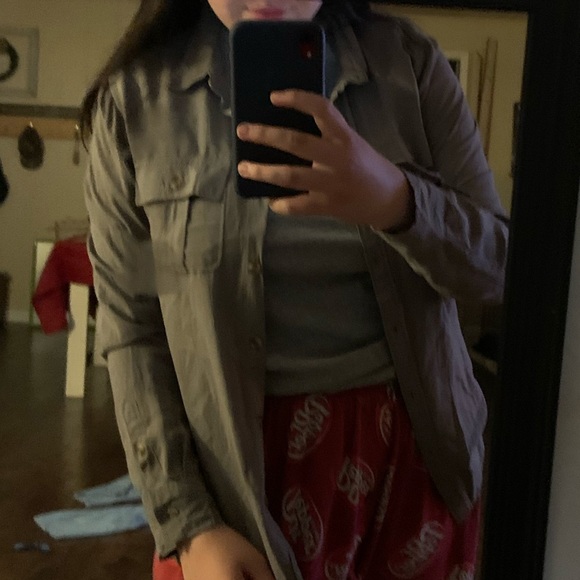 Grey button up long sleeve - Picture 2 of 4